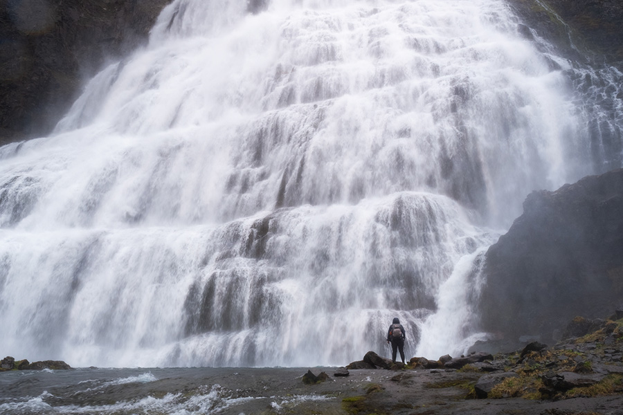 wędrówka przez Islandię wodospady