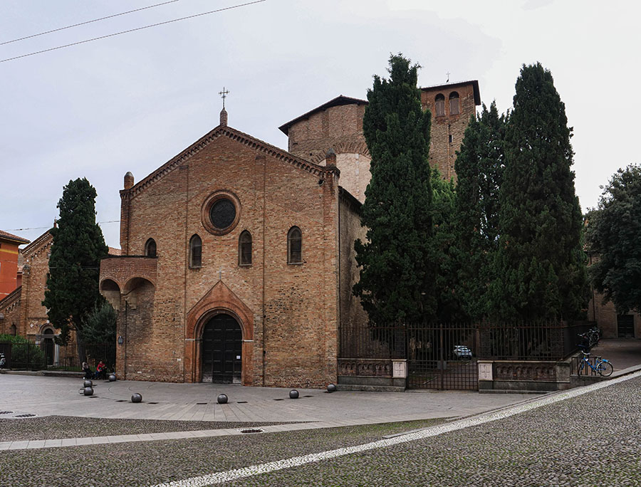 Bazylika Santo Stefano
co warto zobaczyć w Bolonii
