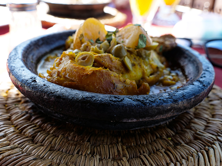 dania kuchni marokańskiej tadżin z mięsem