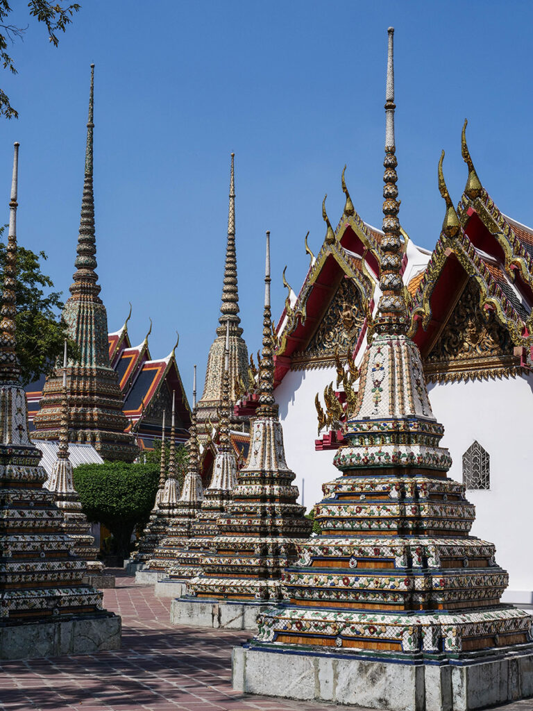 Wat Pho - Świątynia Odpoczywającego Buddy co warto zobaczyć w Bangkoku, Tajlandia